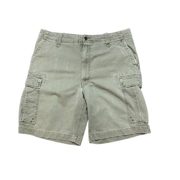Abercrombie & Fitch Cargo Shorts Size 38 - Picture 1 of 6